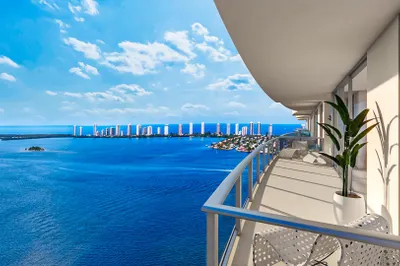 220 Lake Shore Drive #N-Ph09 1