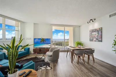 2475 Brickell Ave #1107 1