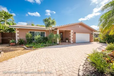 1721 NW 36th Ct 1