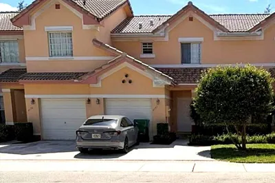 2140 SW 87th Way 1