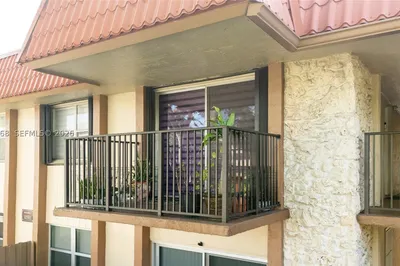 10501 SW 108th Ave #209 1