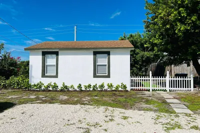 1036 Park Avenue 1