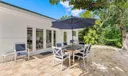 301 Hampton Ln Photo