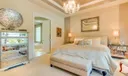 9022 Lakes Boulevard Photo