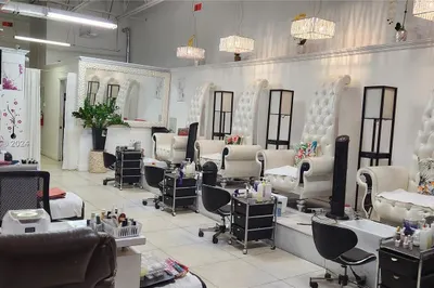1011 W Hallandale Beach 1