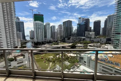 90 SW 3rd St #1801 1