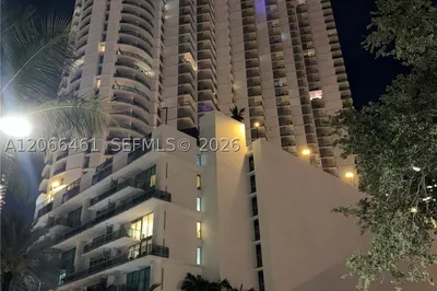 350 S Miami Ave #304 1