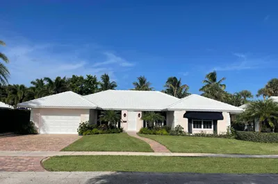 984 SW Pepperridge Terrace 1