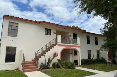 315 Palmwood Place #2170 1