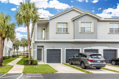 3045 Grandiflora Drive 1
