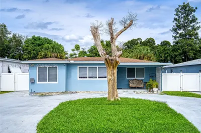 644 SW 7th Ct 0 1
