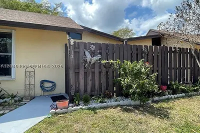 112 Fox Rd #2-50 1