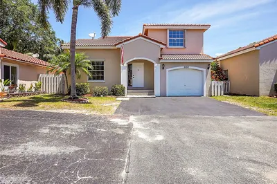 6050 NW 44th Way 1