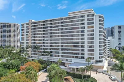 500 Three Islands Blvd #622 1