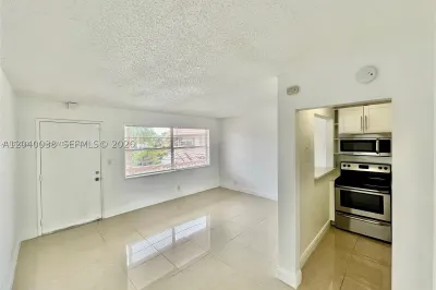 241 SE 9th Ave #207 1