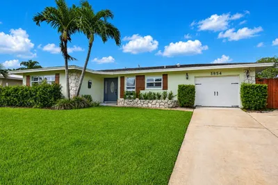 3854 Buttercup Circle S 1