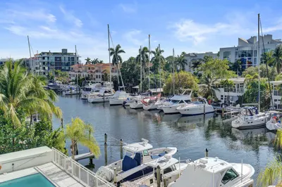 155 Isle Of Venice Drive #404 1