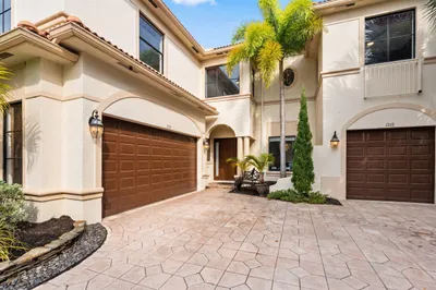 1215 Creekside Drive 1