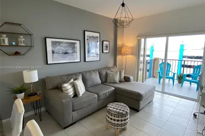 3410 Coral Way #901 1