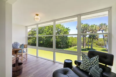 2800 Indian River Boulevard #O7 1