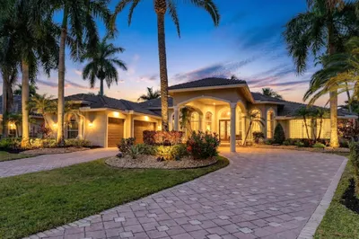 6261 NW 120th Drive 1