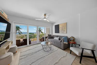 710 N Ocean Blvd #108 1