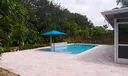304 Circle W Photo