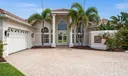 Beautiful Welcoming Entrance