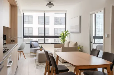 225 N Miami Ave #1804 1