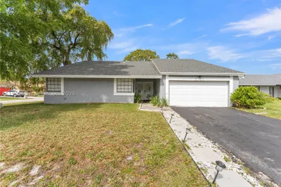 5701 NW 54th Way 1