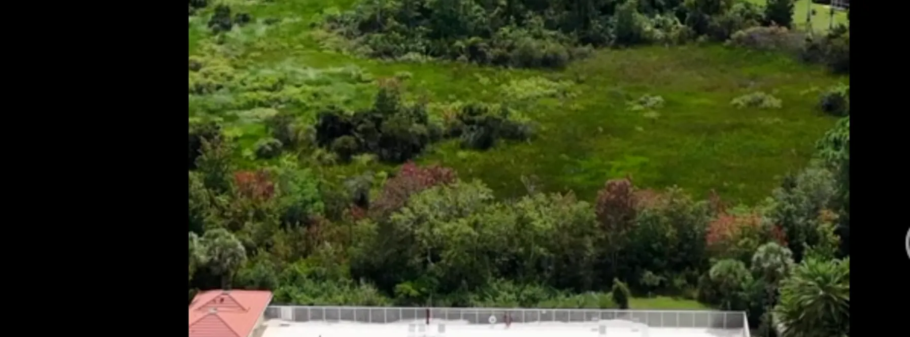 Lakefront Living in Whispering Sound!