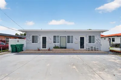 1130-1132 NW 34th Ave 1