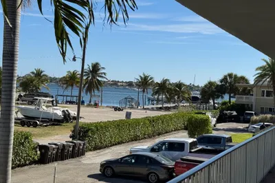 4802 N Flagler Drive #3 1