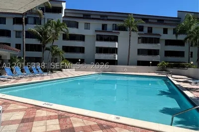 8205 SW 152nd Ave #F-302 1