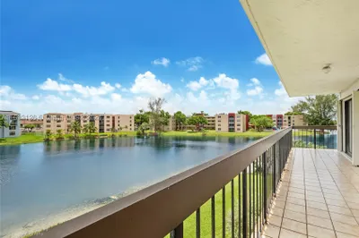 1350 SW 122nd Ave #304 1