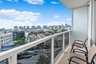 18001 Collins Ave #717 1