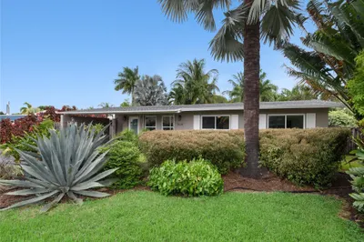 2624 NW 5th Ave 1