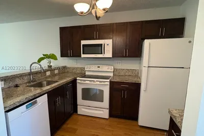 9934 Nob Hill Pl #9934 1