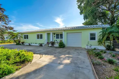 14150 NW 1st Ave 1