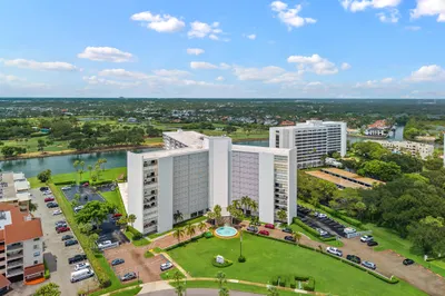 336 Golfview Road #614 1