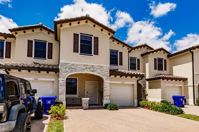 1443 SW 54 Terrace 1