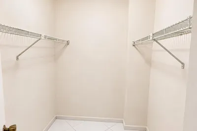 2802 N 46th Avenue #B318 1