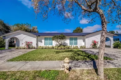 11690 SW 81st Rd #11690 1