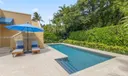 685 Harbor Ln Photo