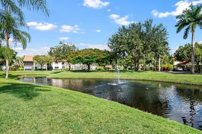 3323 Lucerne Park Drive 1