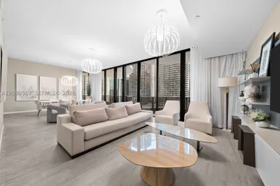 1000 Brickell Plaza #TH1812 1