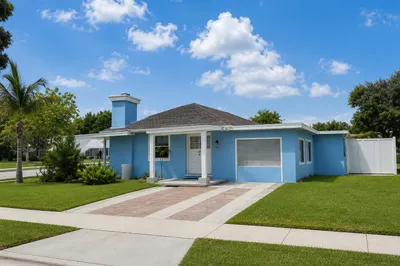 1001 Sunrise Boulevard 1