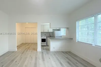 1021 Euclid Ave #9 1