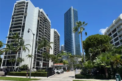 1450 Brickell Bay Dr #1003 1
