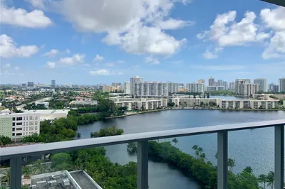 17301 Biscayne Blvd #1602 1